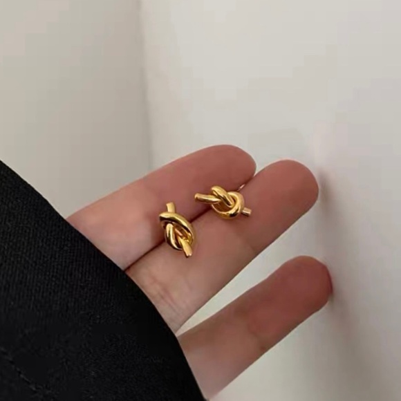 Jewelry - Gold Pearl Knots Earrings 18k Gold and 925‎ Sterling Silver